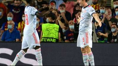 "Bestia Negra" M&uuml;ller und doppelter Lewandowski: Bayern gewinnt Auftakt souver&auml;n