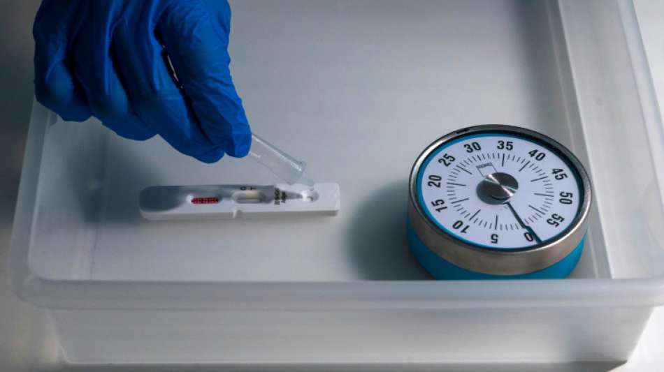 Mehr als 17.500 Corona-Neuinfektionen in Deutschland