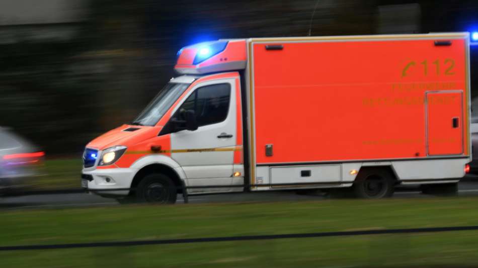 Aue-Teambus in heftigen Unfall verwickelt - kein Spieler verletzt