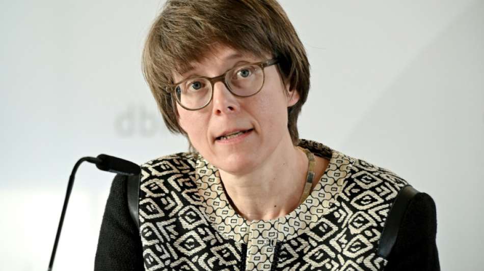 Katholische Bischofskonferenz w&auml;hlt erstmals Frau zu Generalsekret&auml;rin