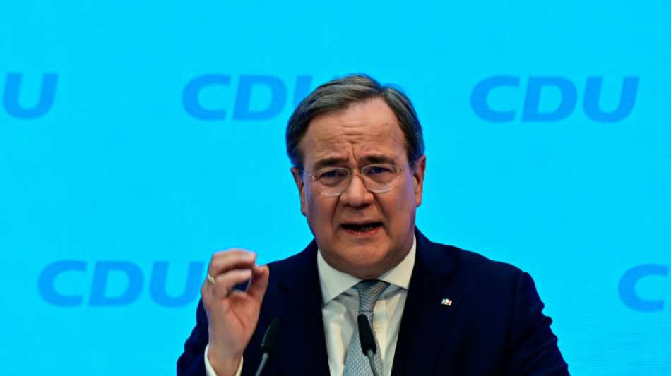 Laschet schlie&szlig;t sich Forderungen nach h&auml;rterem Lockdown an