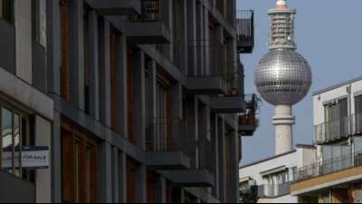 Mehrheit in Berlin stimmt f&uuml;r Enteignung gro&szlig;er Wohnungskonzerne