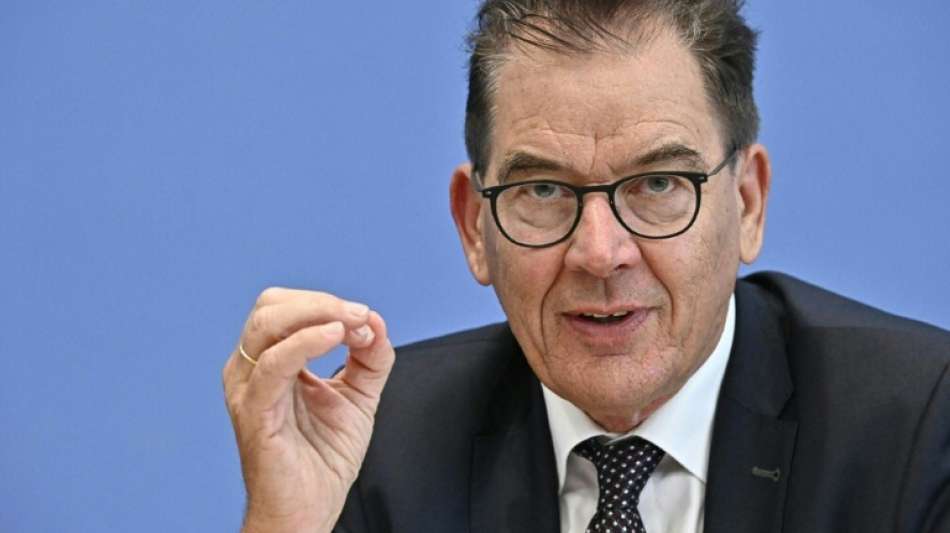 Entwicklungsminister M&uuml;ller fordert Einsatz beim Artenschutz
