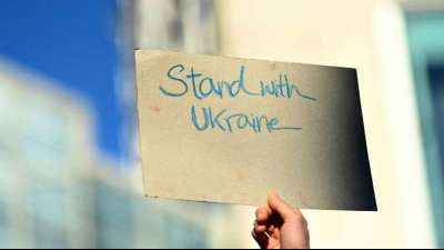 Hamburger Klubs sagen gemeinsame Wiederer&ouml;ffnungsfeier wegen Ukraine-Kriegs ab