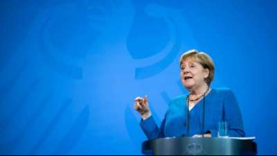 Merkel stimmt bei Bundestagswahl per Brief ab