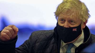 "Version" des Berichts &uuml;ber Lockdown-Partys an Johnson &uuml;bergeben
