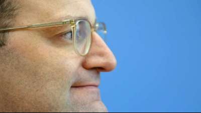 Spahn warnt wegen hoher Ansteckungsraten vor weiterer Zuspitzung der Corona-Lage 