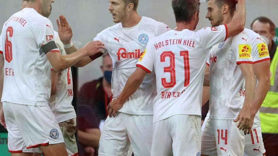 2. Bundesliga: SCP-Pleite in Unterzahl - Erster St.-Pauli-Ausw&auml;rtserfolg