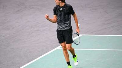 Zverev beim Masters in Paris souver&auml;n im Halbfinale