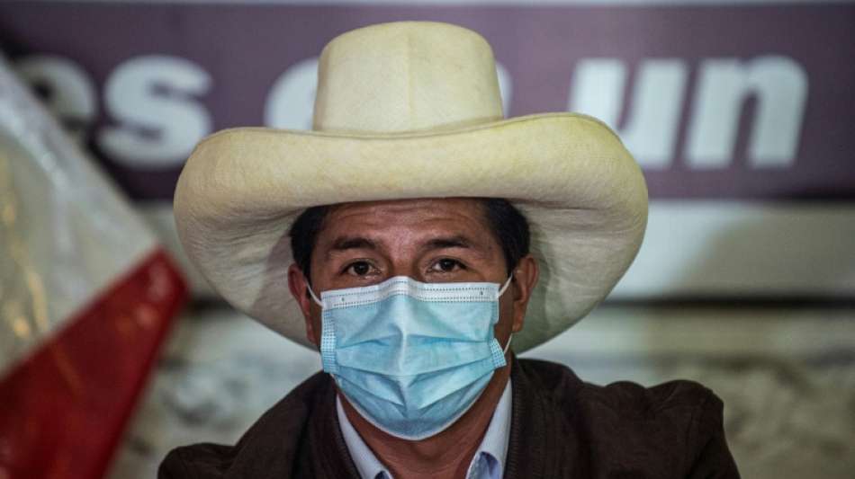 Castillo nach Ausz&auml;hlung aller Stimmen bei Pr&auml;sidentschaftswahl in Peru vorne