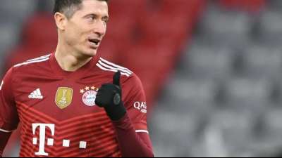 Weltfu&szlig;baller: Titelverteidiger Lewandowski in Endauswahl