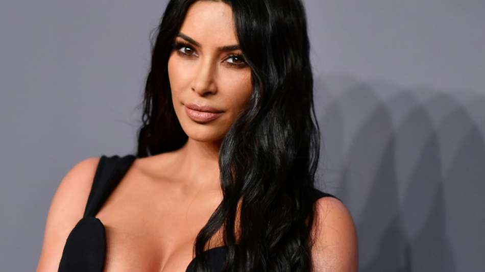 Kim Kardashian erm&ouml;glicht afghanischen Fu&szlig;ballerinnen Flucht