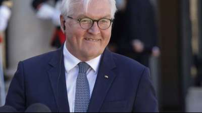 Bundespr&auml;sident Steinmeier verabschiedet Team D Paralymics: "Holen Sie alles heraus"