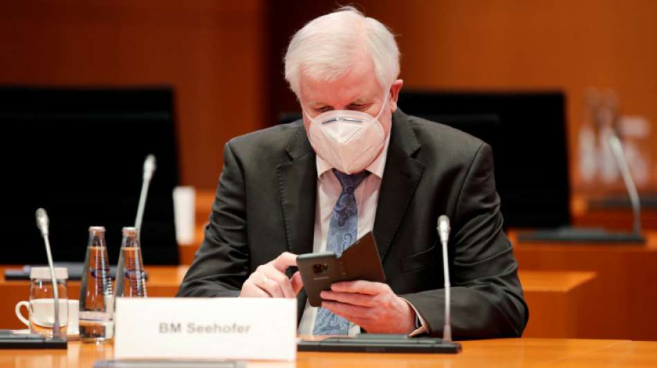 Seehofer: Einreise f&uuml;r systemrelevante Berufspendler trotz Kontrollen m&ouml;glich