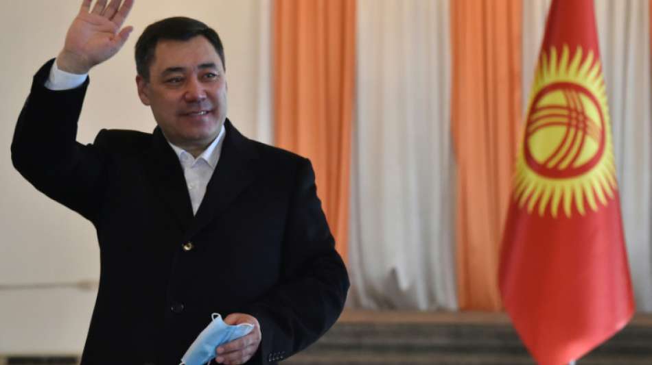 Kirgisen stimmen f&uuml;r deutlich mehr Befugnisse f&uuml;r Pr&auml;sidenten