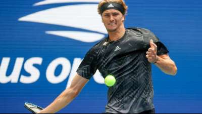 Konzentrierter Zverev sicher in Runde zwei