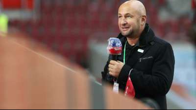 FCA-Chef Hofmann kritisiert den Profifu&szlig;ball: "Keine Solidarit&auml;t"