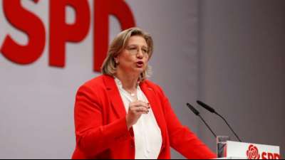 Rehlinger als saarl&auml;ndische SPD-Vorsitzende im Amt best&auml;tigt