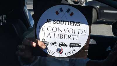 Kilometerlange Protestkonvois rollen in Richtung Paris