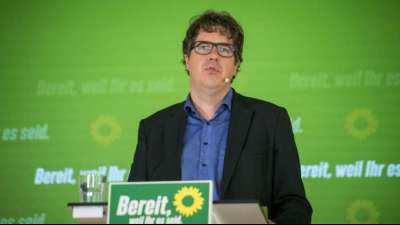 Gr&uuml;ne stellen rasche Entscheidung &uuml;ber Dreiergespr&auml;che in Aussicht