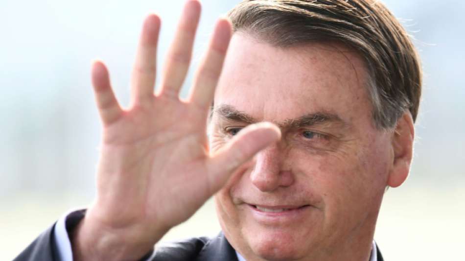 Bolsonaro erklärt Fitnessstudios und Friseursalons zu "wesentlichen" Betrieben