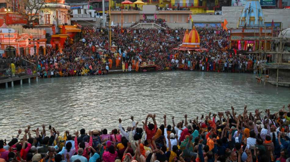Nepals Ex-K&ouml;nigspaar nach Hindufest in Indien mit Corona infiziert