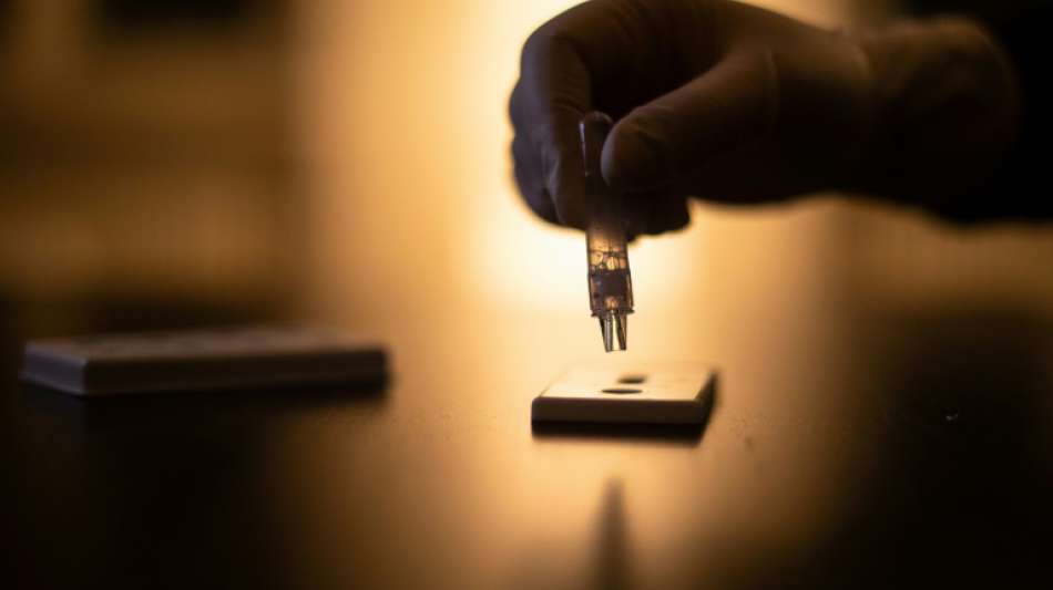 Arbeitgeber m&uuml;ssen ab kommende Woche Corona-Tests anbieten 