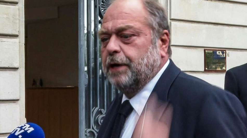 Paris: Frankreichs Justizminister Dupond-Moretti vor Gericht