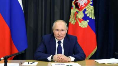 Putin unterzeichnet Wahlgesetz zum Ausschluss "extremistischer" Organisationen