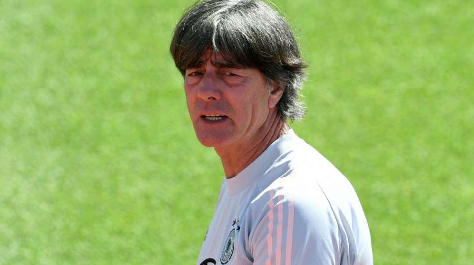 L&ouml;w zu Regenbogen: "Wichtig, dass diese Werte gelebt werden"
