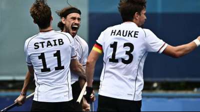 Hockey-M&auml;nner dank Sch&uuml;tzenhilfe im Viertelfinale