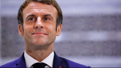 Macron gratuliert dem neuen Bundeskanzler Scholz zur Wahl
