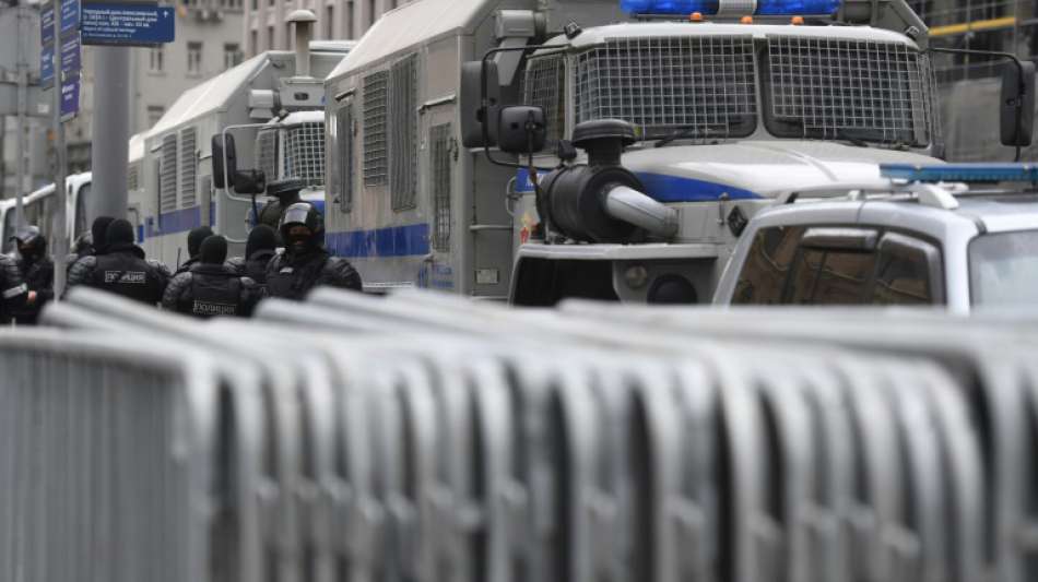 Fast 200 Menschen bei Nawalny-Demonstrationen festgenommen