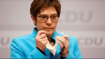 Afghanistan: Kramp-Karrenbauer zu Truppenbesuch eingetroffen