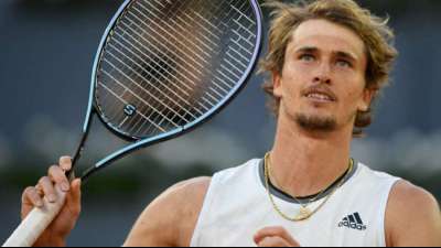 Jetzt gegen Nadal: Nervenstarker Zverev erreicht Viertelfinale in Madrid