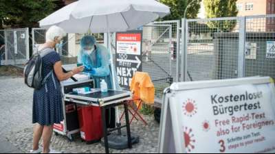 Bund und L&auml;nder: Kostenlose Schnelltests bereits im Oktober