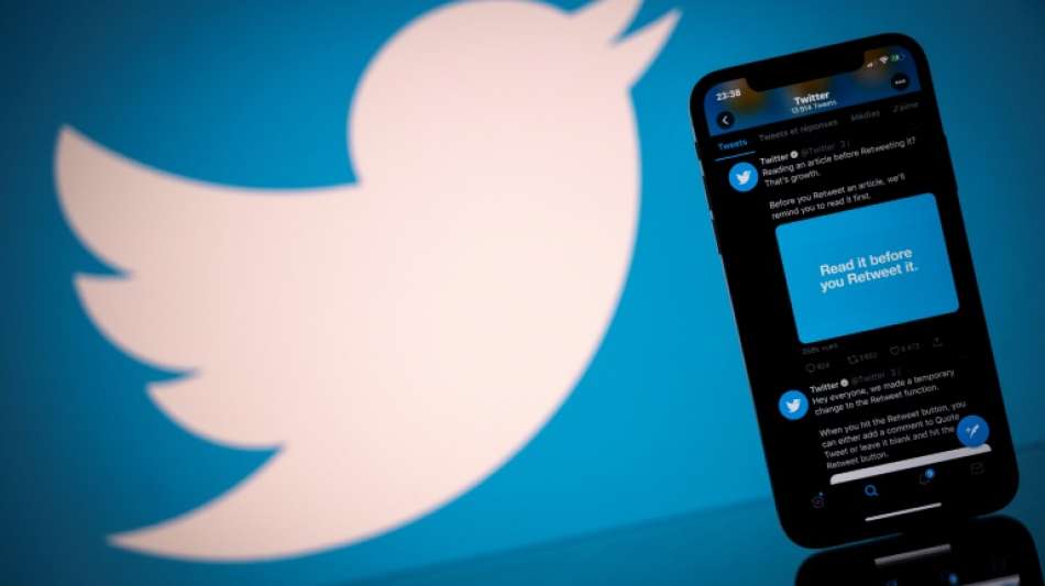 Pariser Gericht: Twitter muss Auskunft &uuml;ber Hasstweets geben