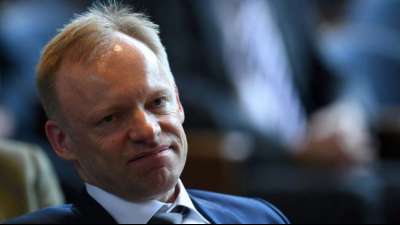 Ifo-Chef fordert Versch&auml;rfung der Corona-Ma&szlig;nahmen