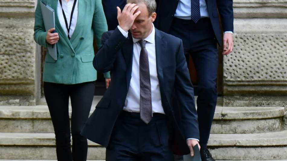Britischer Au&szlig;enminister wegen unterbliebenen Telefonats mit Kabul unter Druck