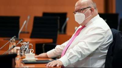 Wirtschaftsminister schl&auml;gt f&uuml;r Flut-Opfer Umsatzausfall-Hilfen wie bei Corona vor 
