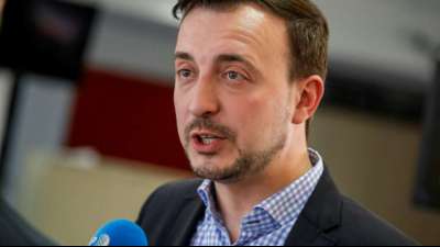 Ziemiak f&uuml;rchtet "h&auml;rtesten Bundestagswahlkampf" aller Zeiten