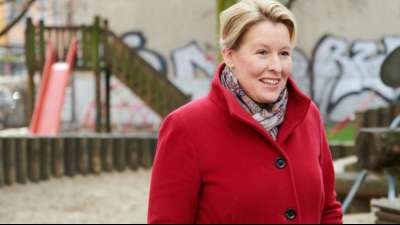 Berliner Parteien stellen sich f&uuml;r Wahlen im September auf
