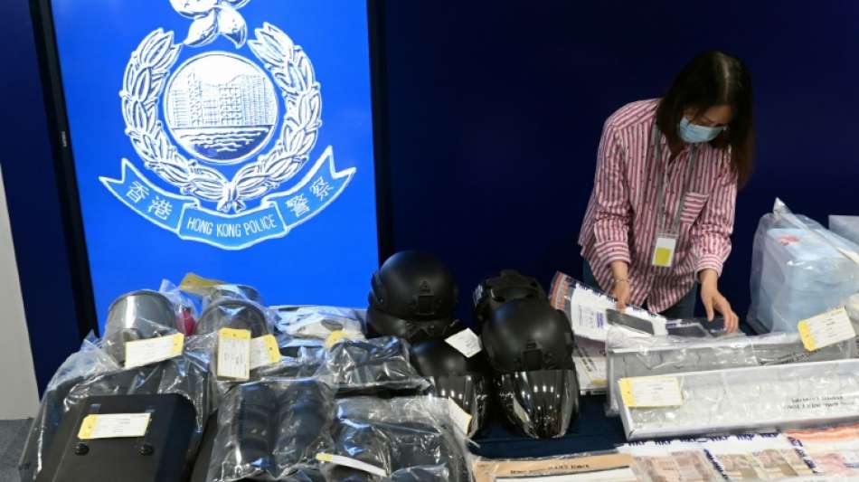 Hongkonger Polizei nimmt sechs Sch&uuml;ler und drei Erwachsene wegen Terrorvorw&uuml;rfen fest 
