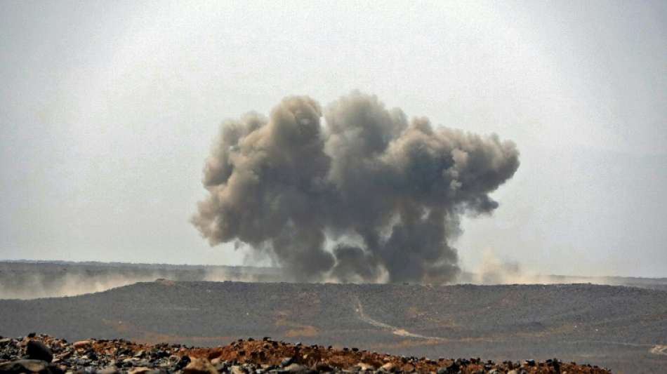 Drohnenangriff l&ouml;st Feuer in saudiarabischer Raffinerie aus