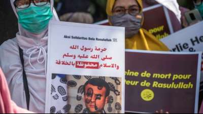Versch&auml;rftes Gesetz gegen Islamisten in Frankreich in Kraft