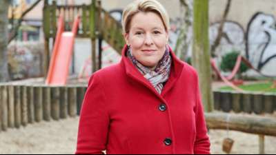 Akademie f&uuml;r Kinder- und Jugendparlamente gestartet