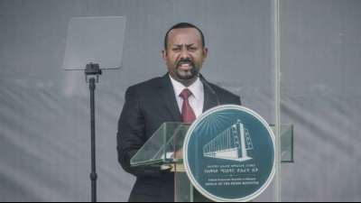 Ministerpr&auml;sident Abiy schw&ouml;rt &Auml;thiopier auf den Kampf gegen die Rebellen ein