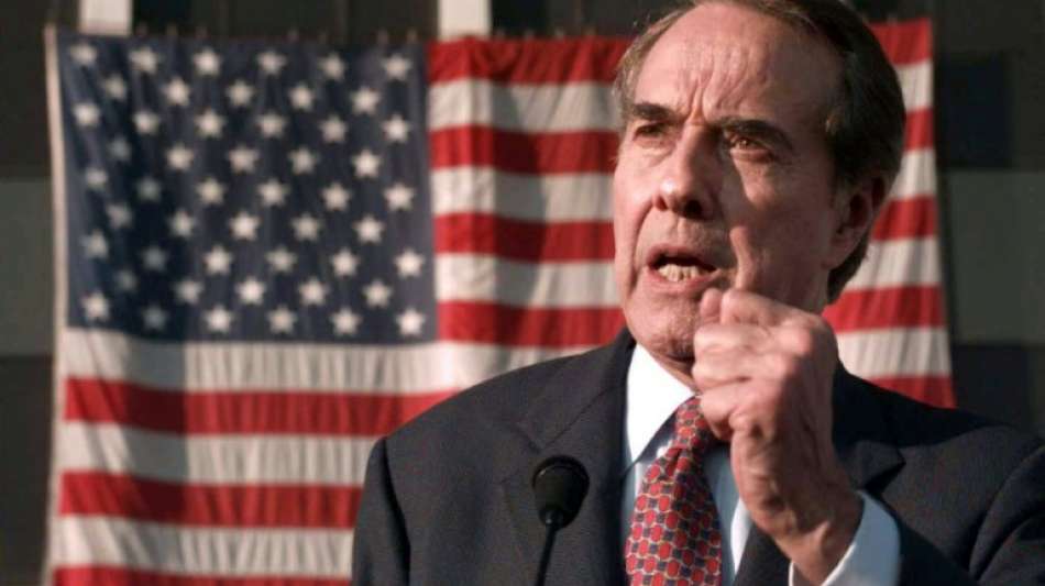 Senator Bob Dole: USA trauern um einen gro&szlig;en Kriegshelden