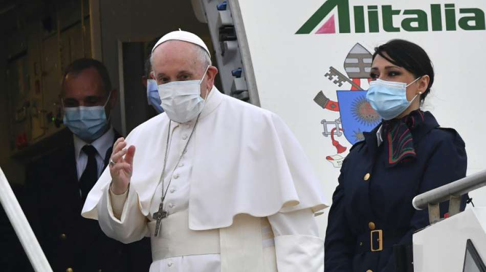 Papst Franziskus zu historischem Besuch im Irak aufgebrochen
