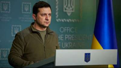 Selenskyj: Die russiche Terror-Armee greift zivile Gebiete an